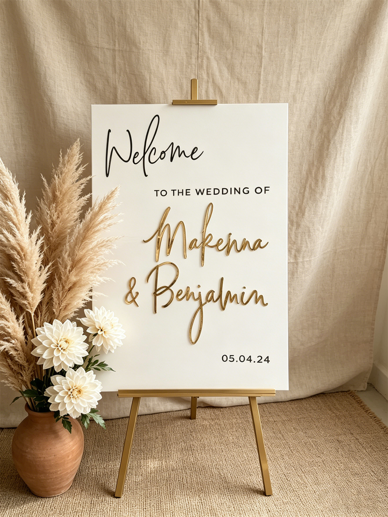 Wedding Welcome Sign - Personalized acrylic wedding welcome sign, modern and fashionable decoration of the wedding entrance. Welcome to our wedding sign